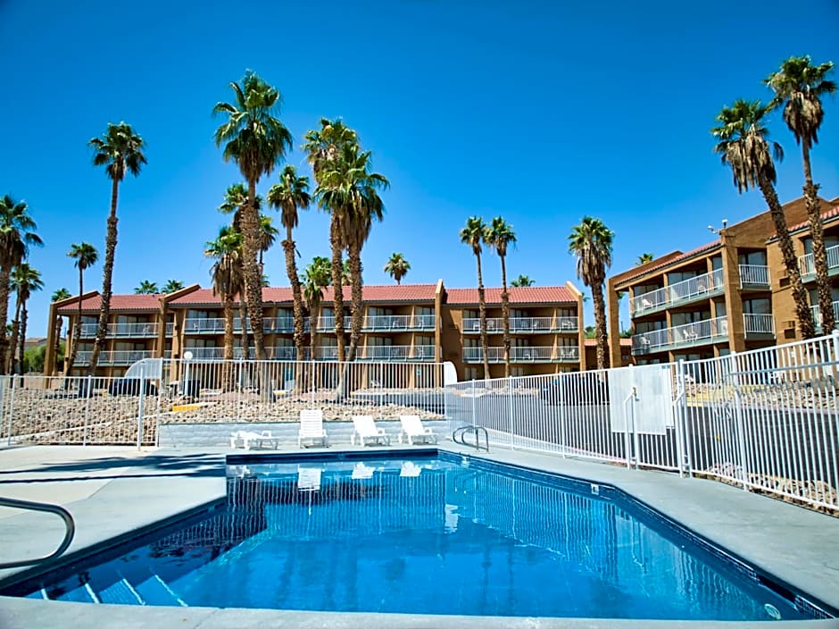 Lake Mead Inn