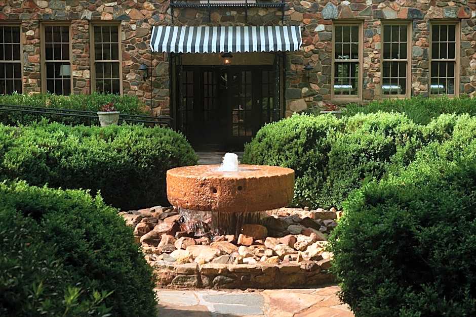 Emory Conference Center Hotel
