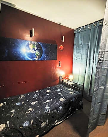 Bed in 4-Bed Dormitory with Shared Bathroom