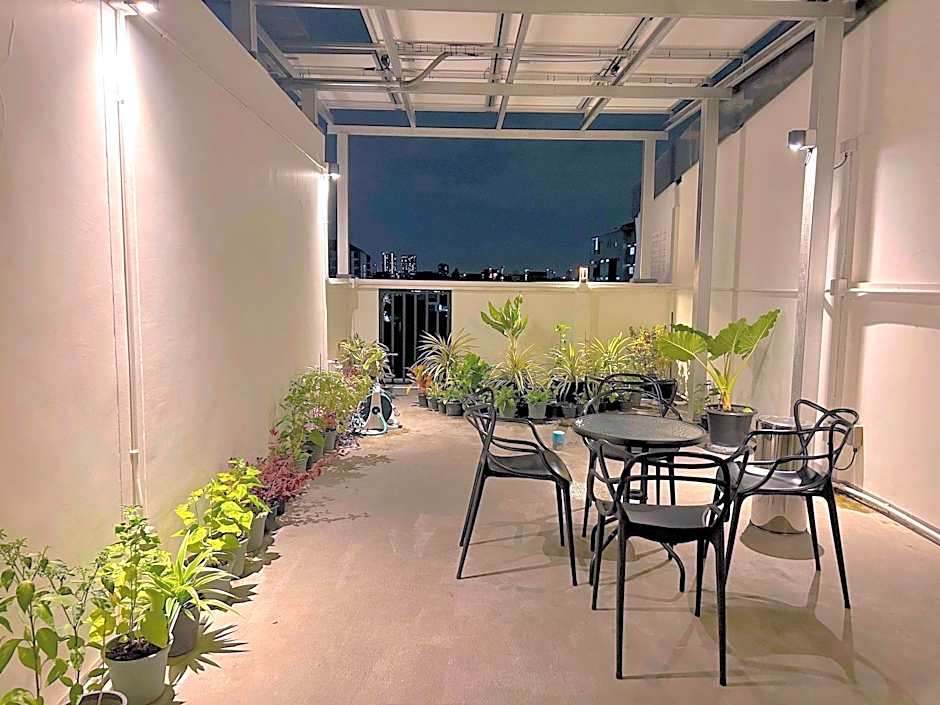 ZEN MASTER HOTEL