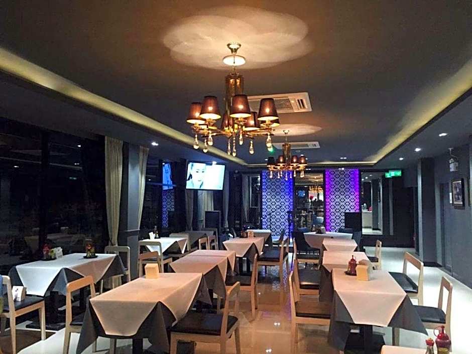 TARIS ART HOTEL PHRAE