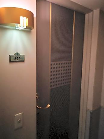 Standard Twin Room - Non-Smoking