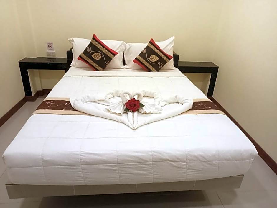 ไลอ้อน โฮเทล