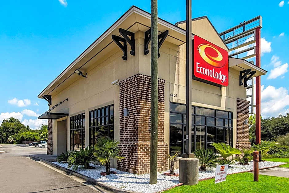 Econo Lodge Garden City - Savannah