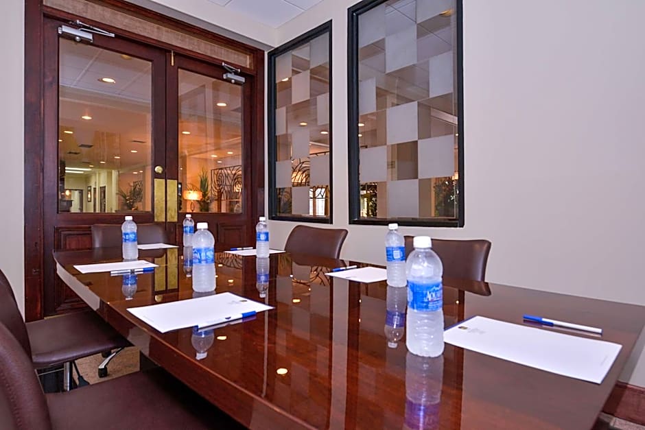 Wyndham Tucson Airport & Conference Center