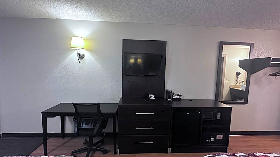 Red Roof Inn Anderson, IN