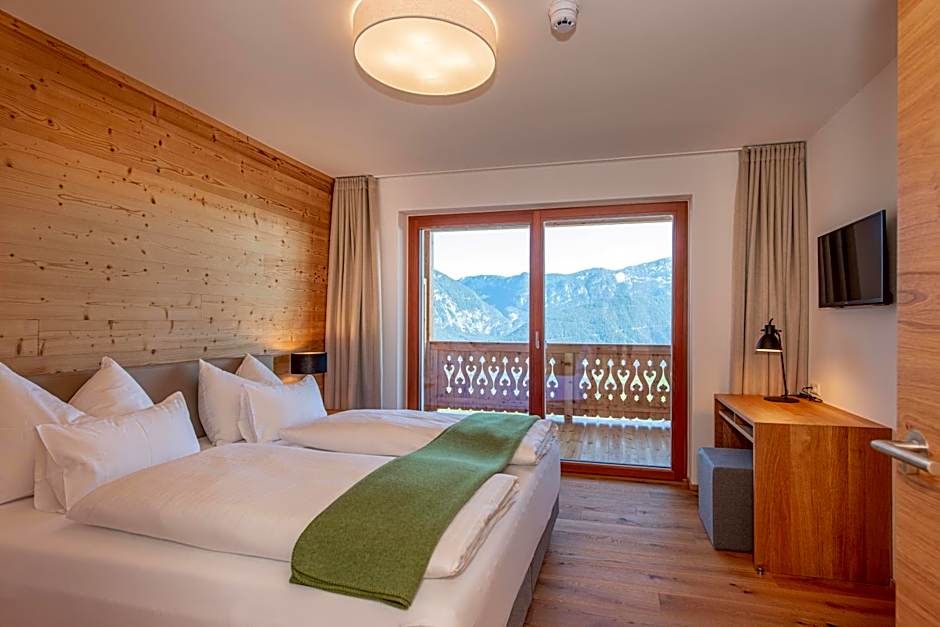 Skylodge Alpine Homes