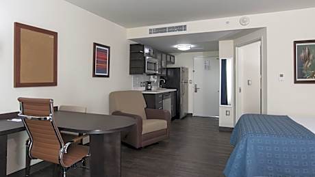 Candlewood Suites Queretaro Juriquilla