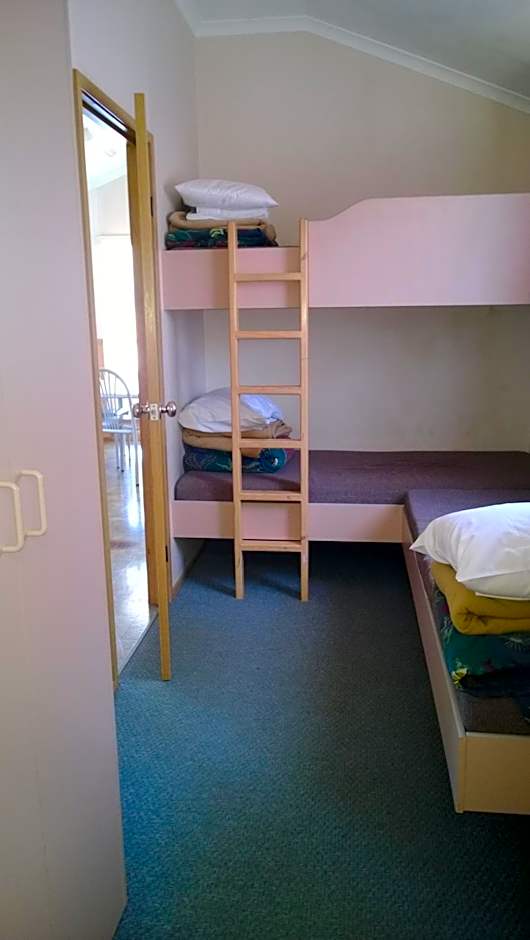 Canberra Carotel Motel