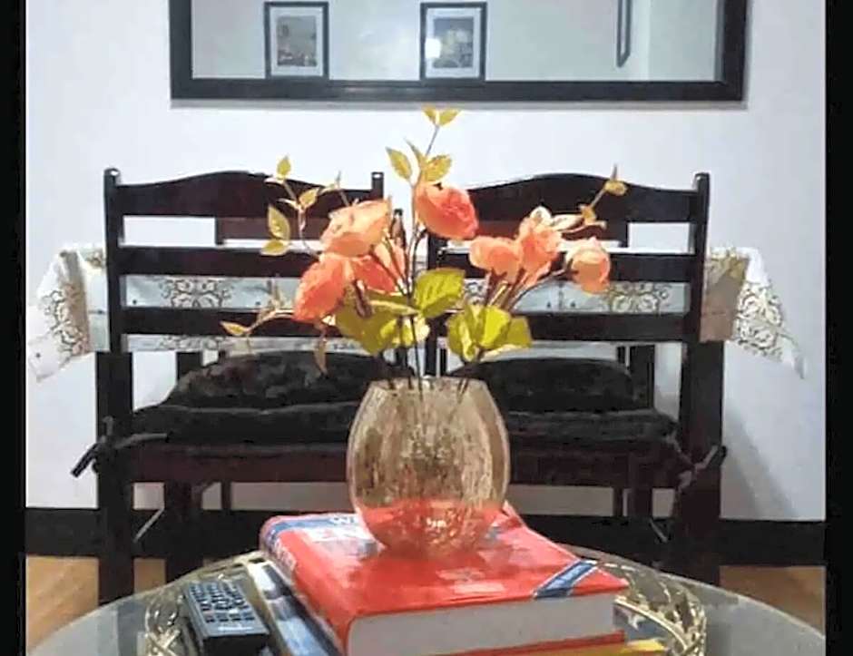 Estien’s cozy condo2 w/unli wifi, netflix &kitchen