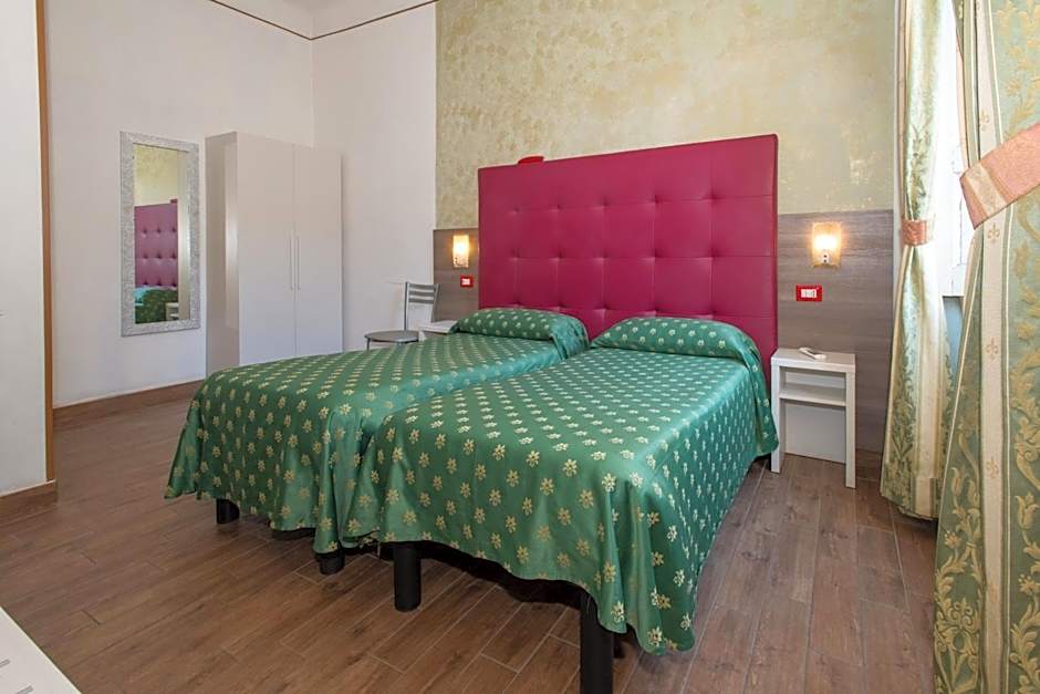 Hotel Piola