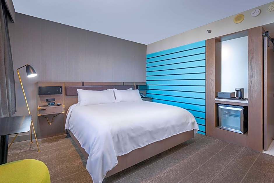 Renaissance Reno Downtown Hotel & Spa