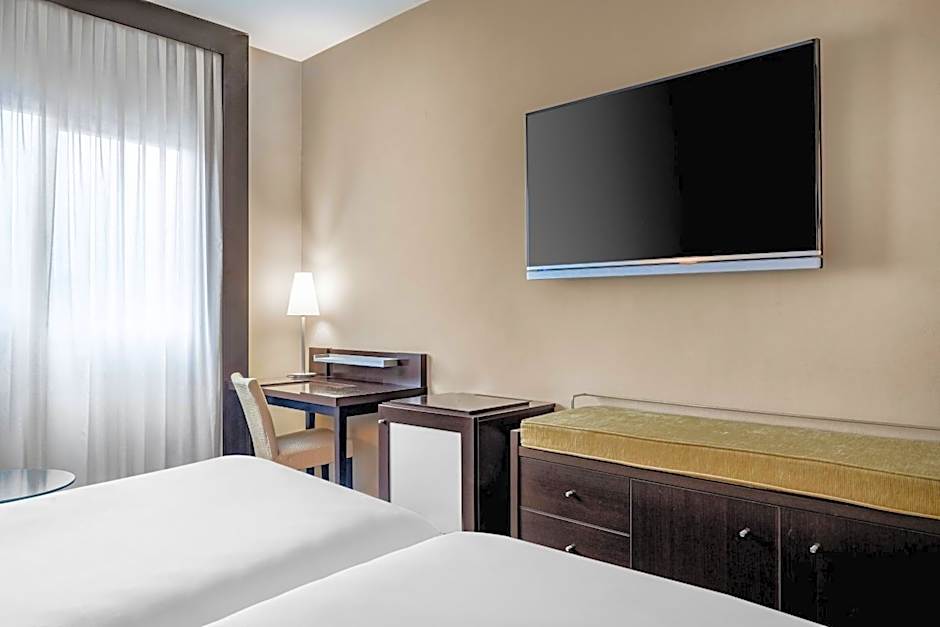 AC Hotel Oviedo Forum