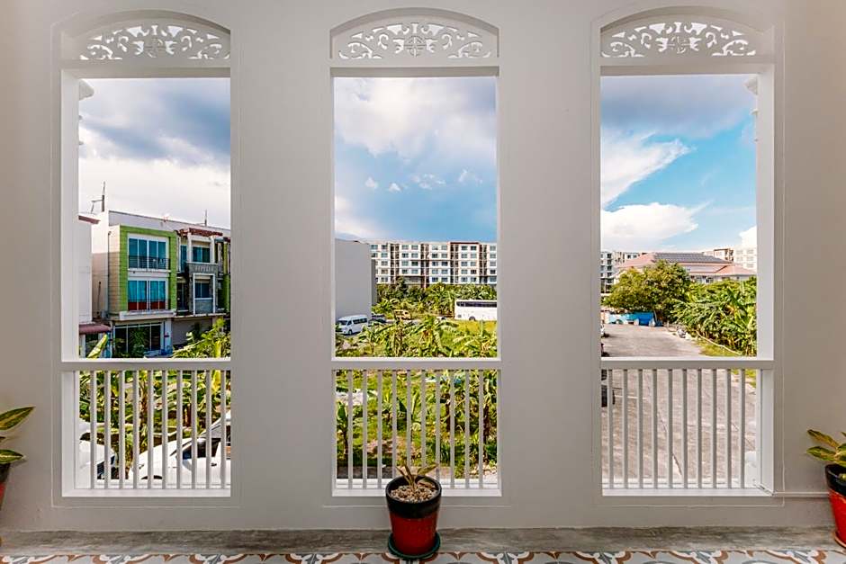 Botan Boutique Hotel