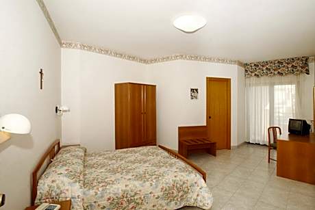 Economy Double or Twin Room - Annex