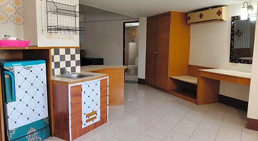 Naza Orchid by OYO Rooms – Pattaya, NJ