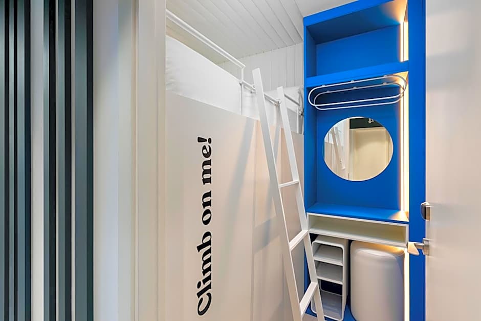 Coeo Pod Hostel Beatas