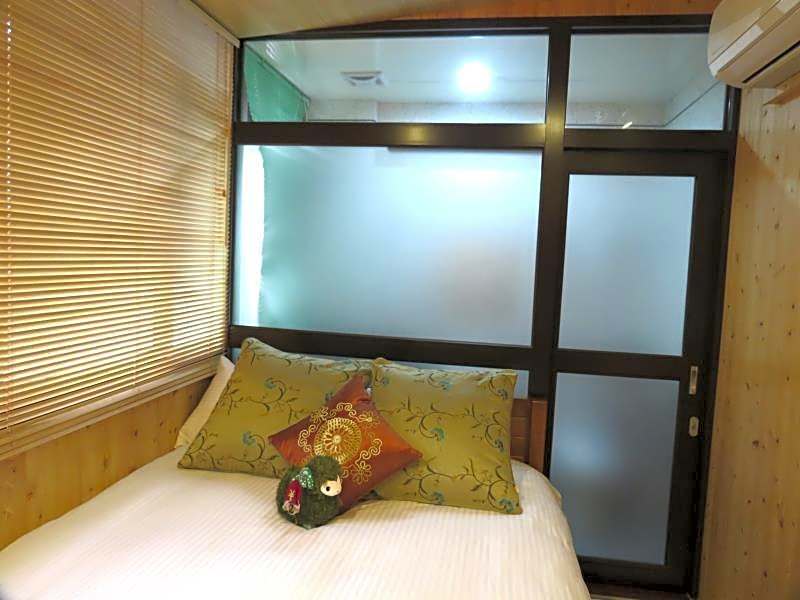 Qi Hua Zhen Ju Homestay