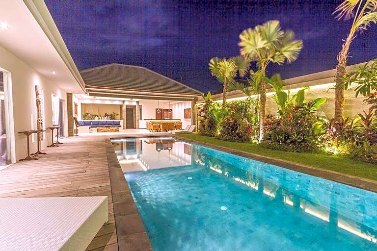 Beautiful Villa Juna 3 Bedroom in Seminyak