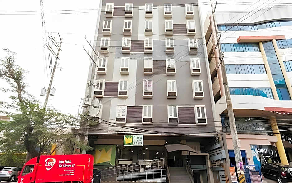 RedDoorz Plus at Kamuning Quezon City
