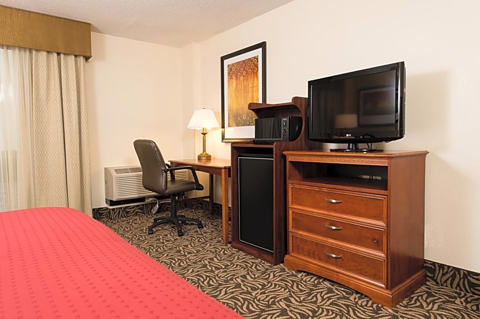Holiday Inn Wilmington-Market Street, an IHG Hotel