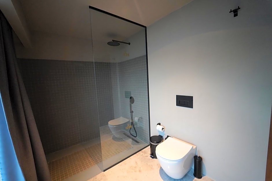 Icon Beach Suites Hotel Sovalye Island