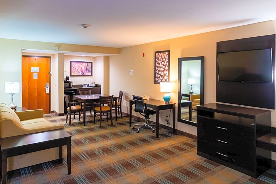 Best Western Plus North Savannah