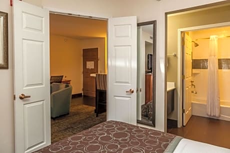 Two-Bedroom Suite - Non-Smoking