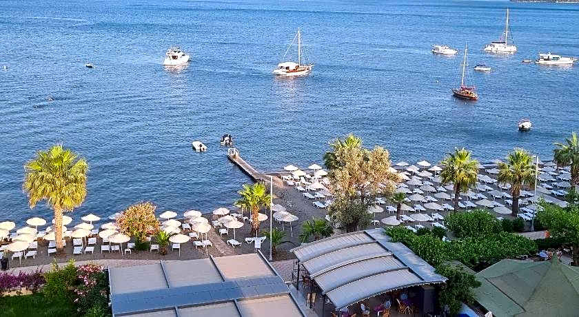 Amos Hotel