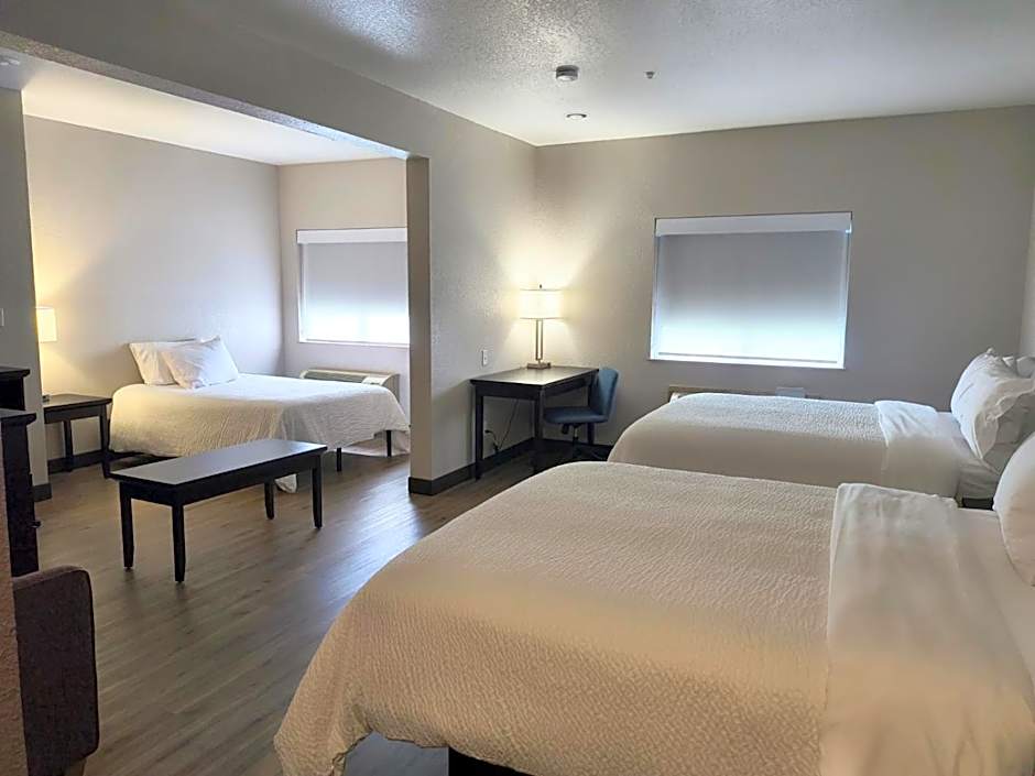 Grander Inn & Suites by IHG