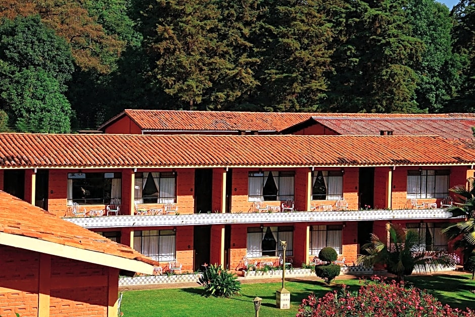Hotel Pie de la Sierra