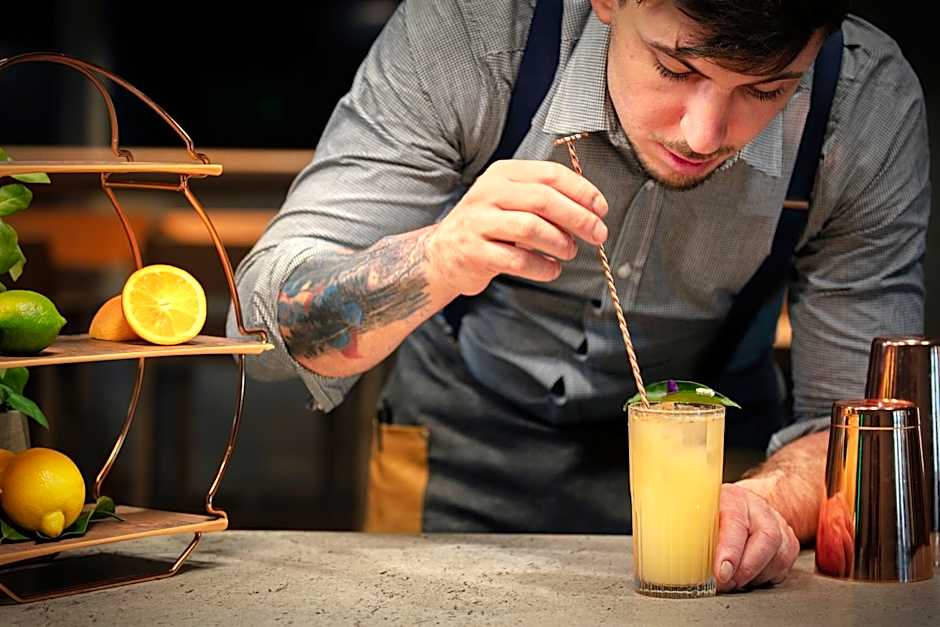 Holiday Inn London-Heathrow Bath Road By IHG