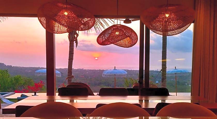 Uluwatu Sunset Hills