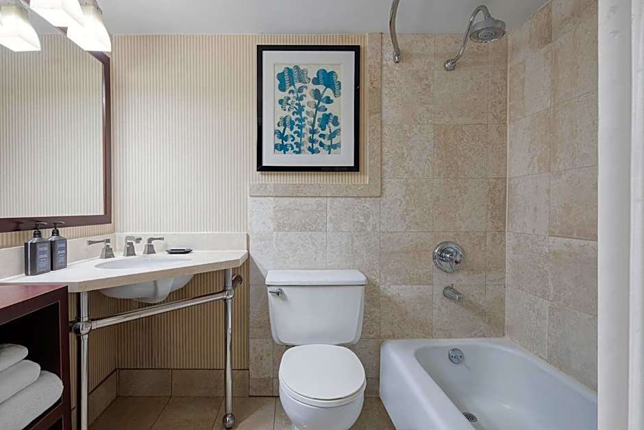 Sheraton Westport Chalet Hotel St. Louis