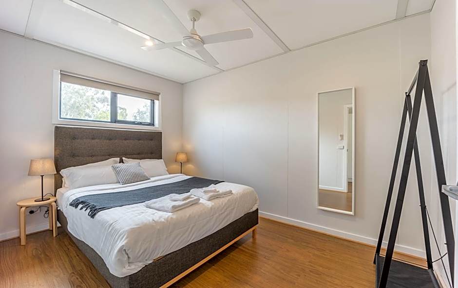 Vineyard Views at Shiraz Republic