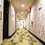 Super 8 by Wyndham Bronx Near Botanical Garden