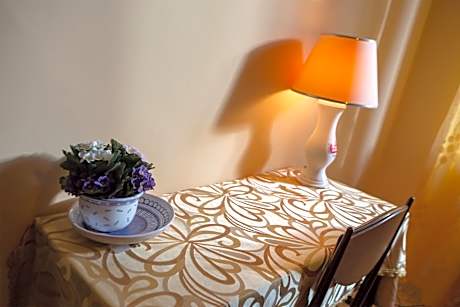 Double Room with Private Internal Bathroom