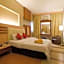 The Landmark Hotel