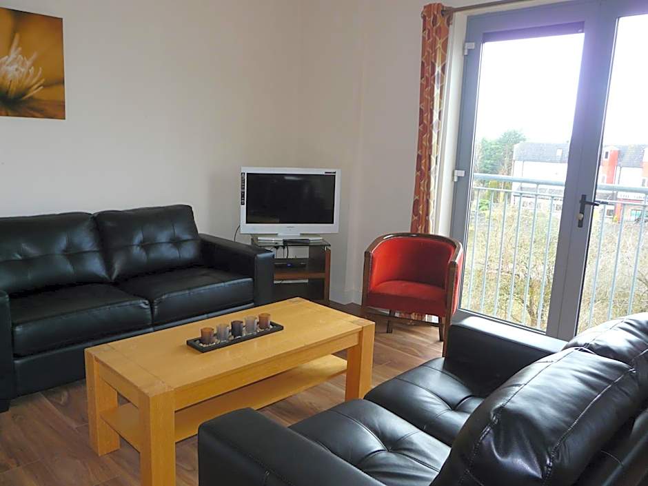 The Courtyard Apartments