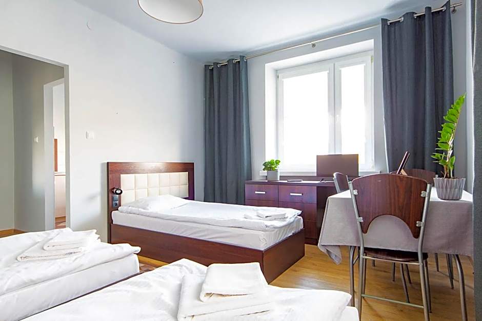 Avion Hotel