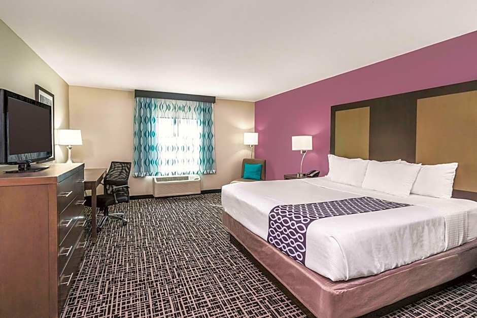 La Quinta Inn & Suites by Wyndham Loudon