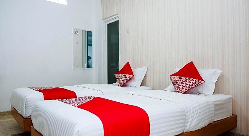 OYO 1454 111 Residence