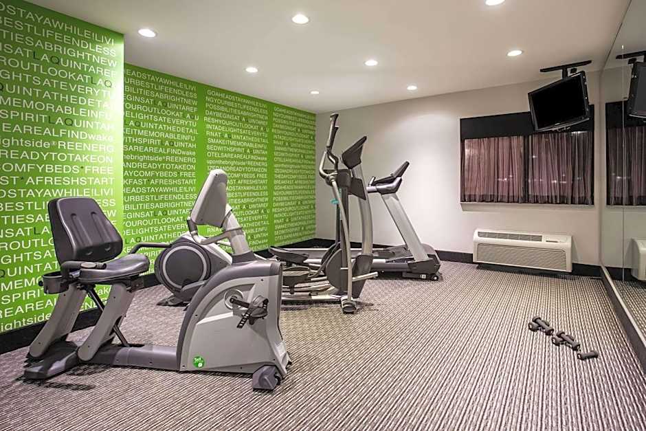 La Quinta Inn & Suites by Wyndham Oshkosh