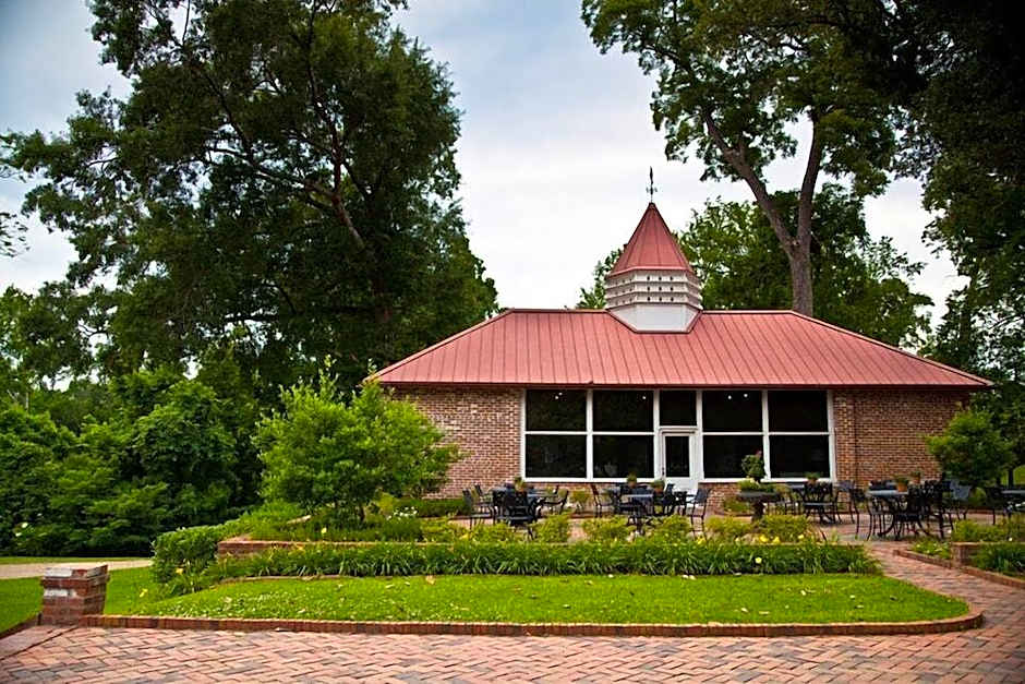 Dunleith Historic Inn