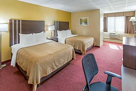 2 Queen Beds, Non-Smoking, Upgrade