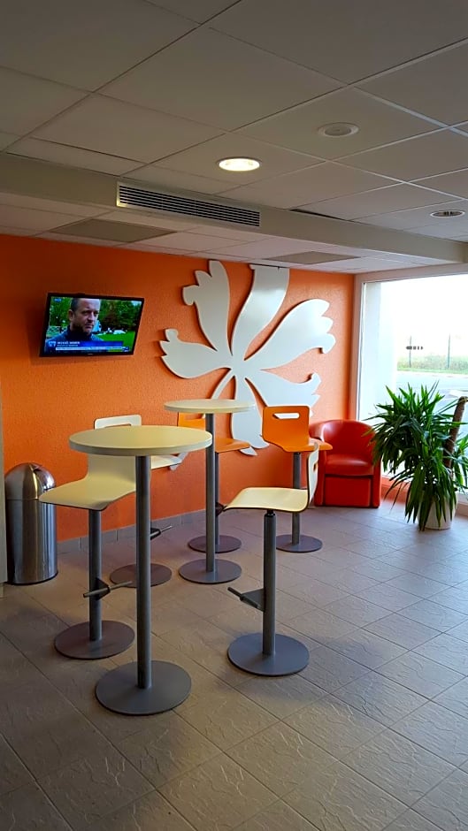 Premiere Classe Sens Nord- Saint ClÃ©ment