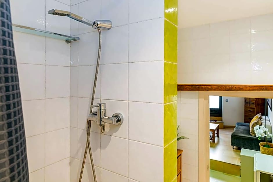 Fridays Flats Dreamy Duplex - Stylish Beach Loft