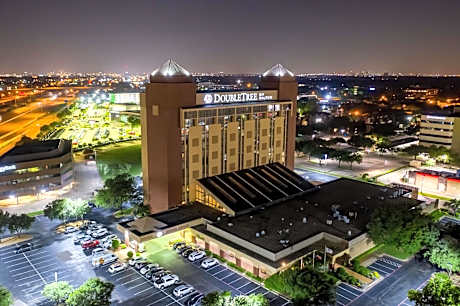 DoubleTree By Hilton Dallas Richardson