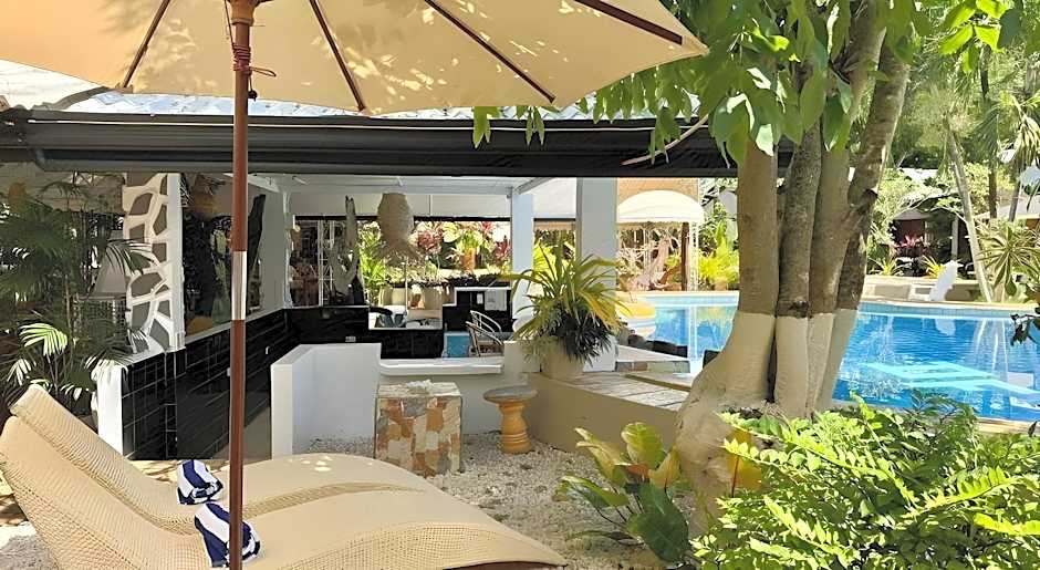 Deep Forest Garden Hotel