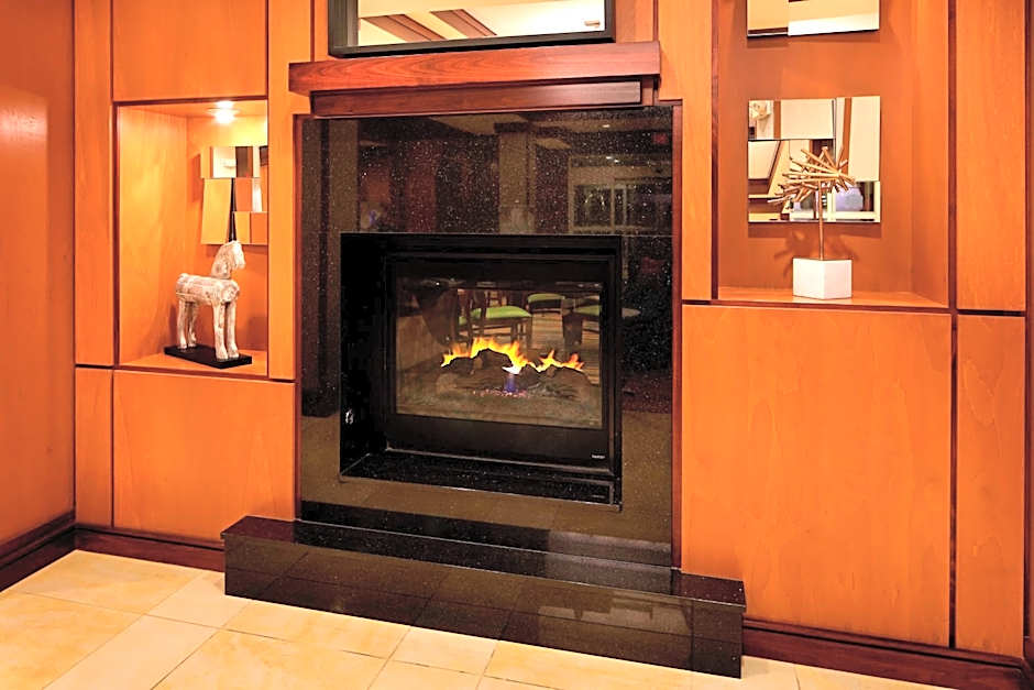 Fairfield Inn & Suites by Marriott Columbus Polaris